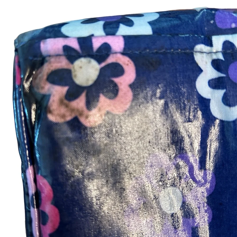 Vera Bradley Lunch Tote - Picture 10 of 16